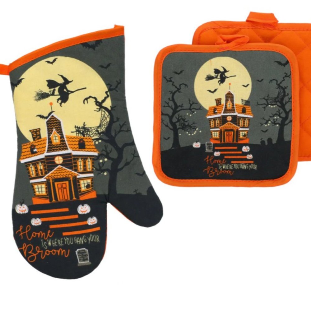 Halloween Oven Mitt & Pot Holder Set HOME IS WHERE YOU HAND YOUR BROOM Quilted